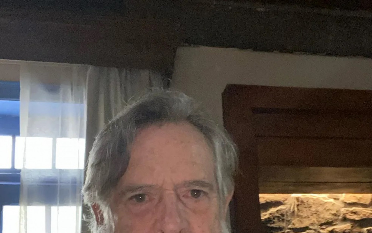 Jos&eacute; de Abreu sofre acidente nas grava&ccedil;&otilde;es de 'Mar do Sert&atilde;o'