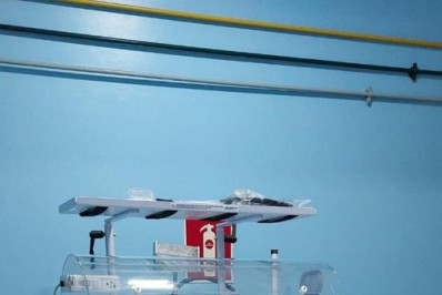 Hospital municipal em São José recebe nova incubadora infantil