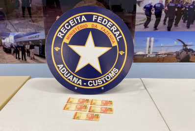 Receita Federal apreende dinheiro falso, anabolizantes e drogas nos Correios no Rio