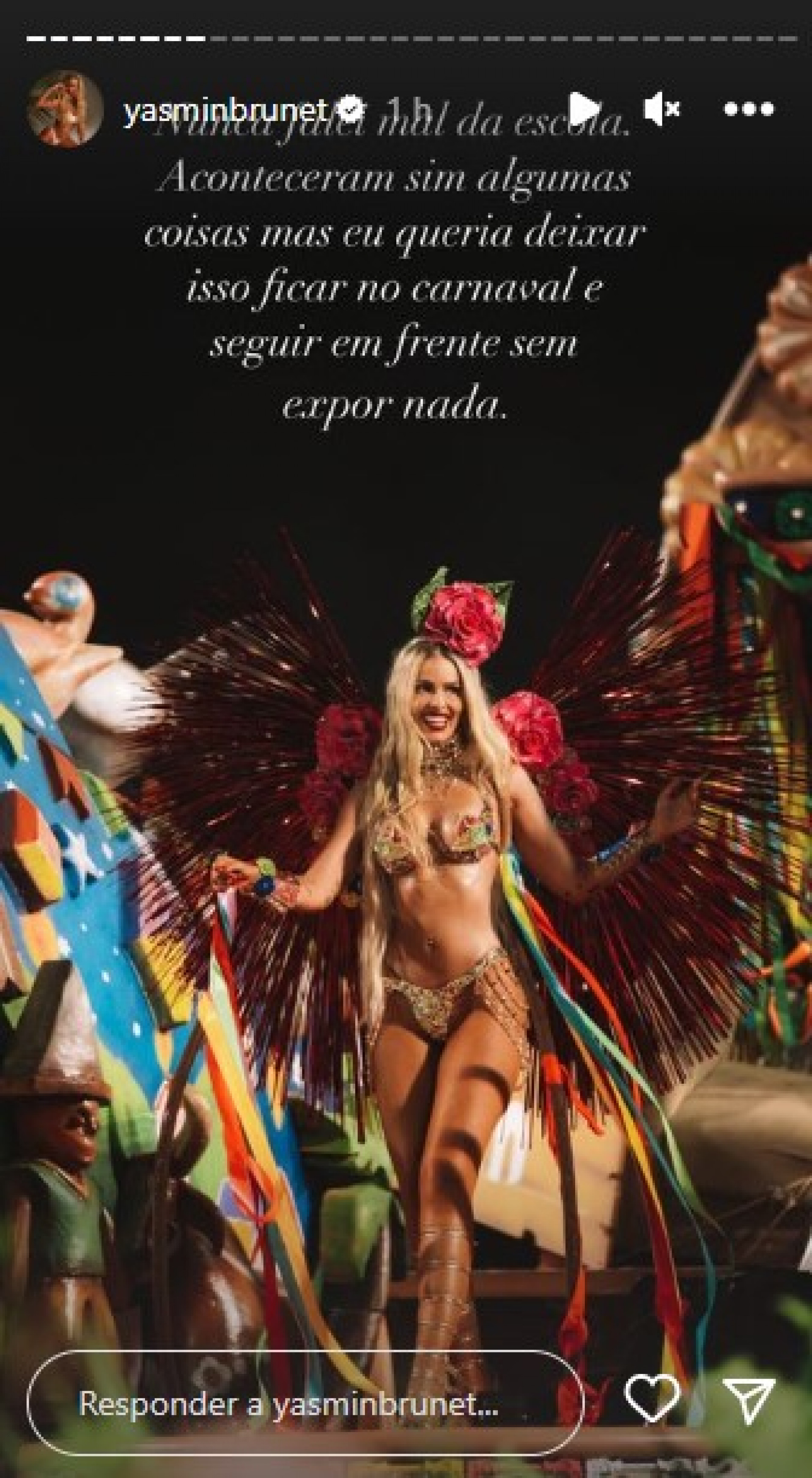 Yasmin Brunet usa Instagram para desabafar sobre desfile com a Grande Rio - Reprodução Internet