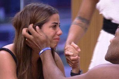 Em dia de paredão, Key Alves vai às lágrimas: 'Coração apertado'