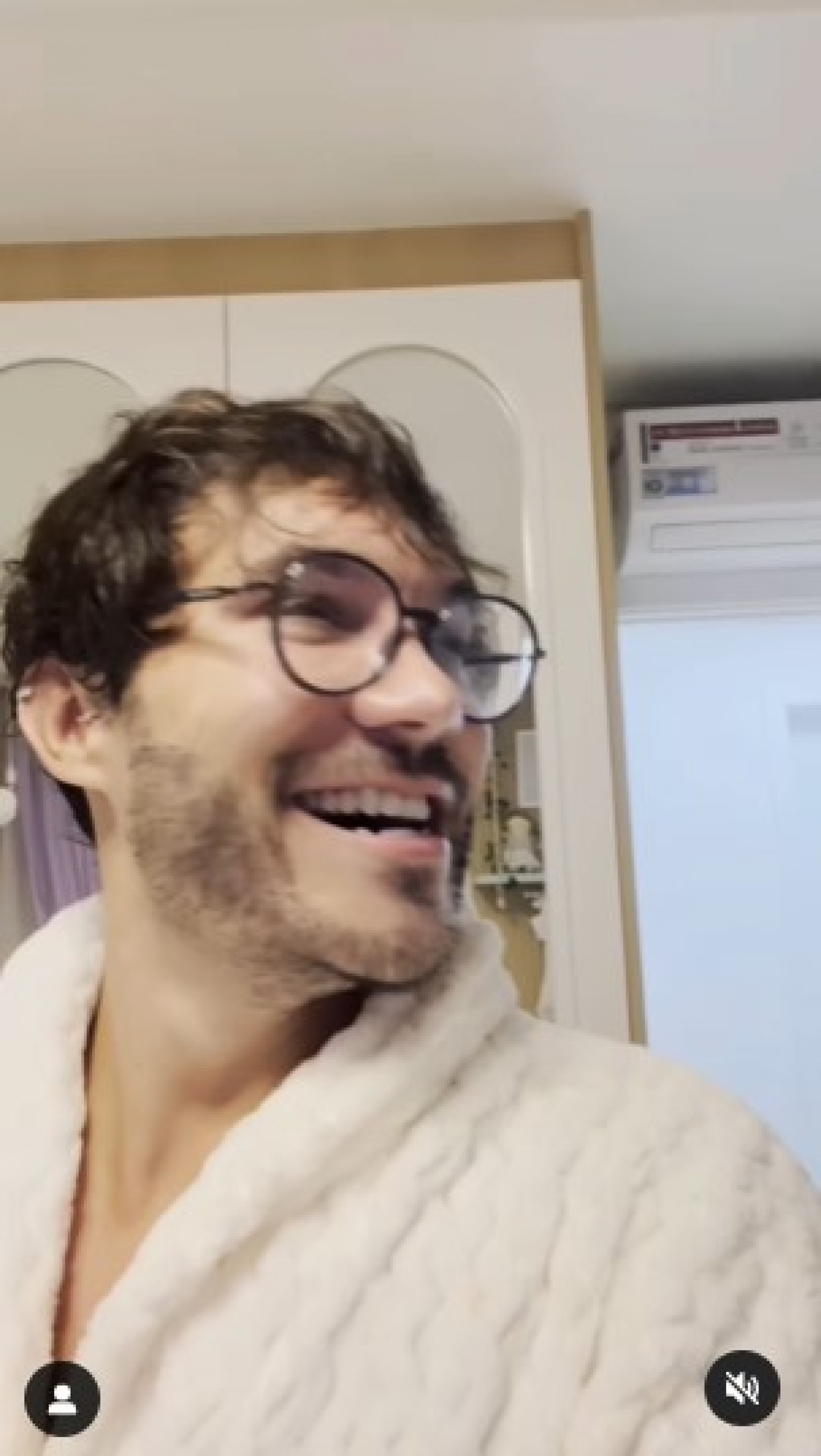 Viih Tube e Eliezer se emocionam ao ver quarto de Lua pronto pela primeira vez - Reprodução Internet