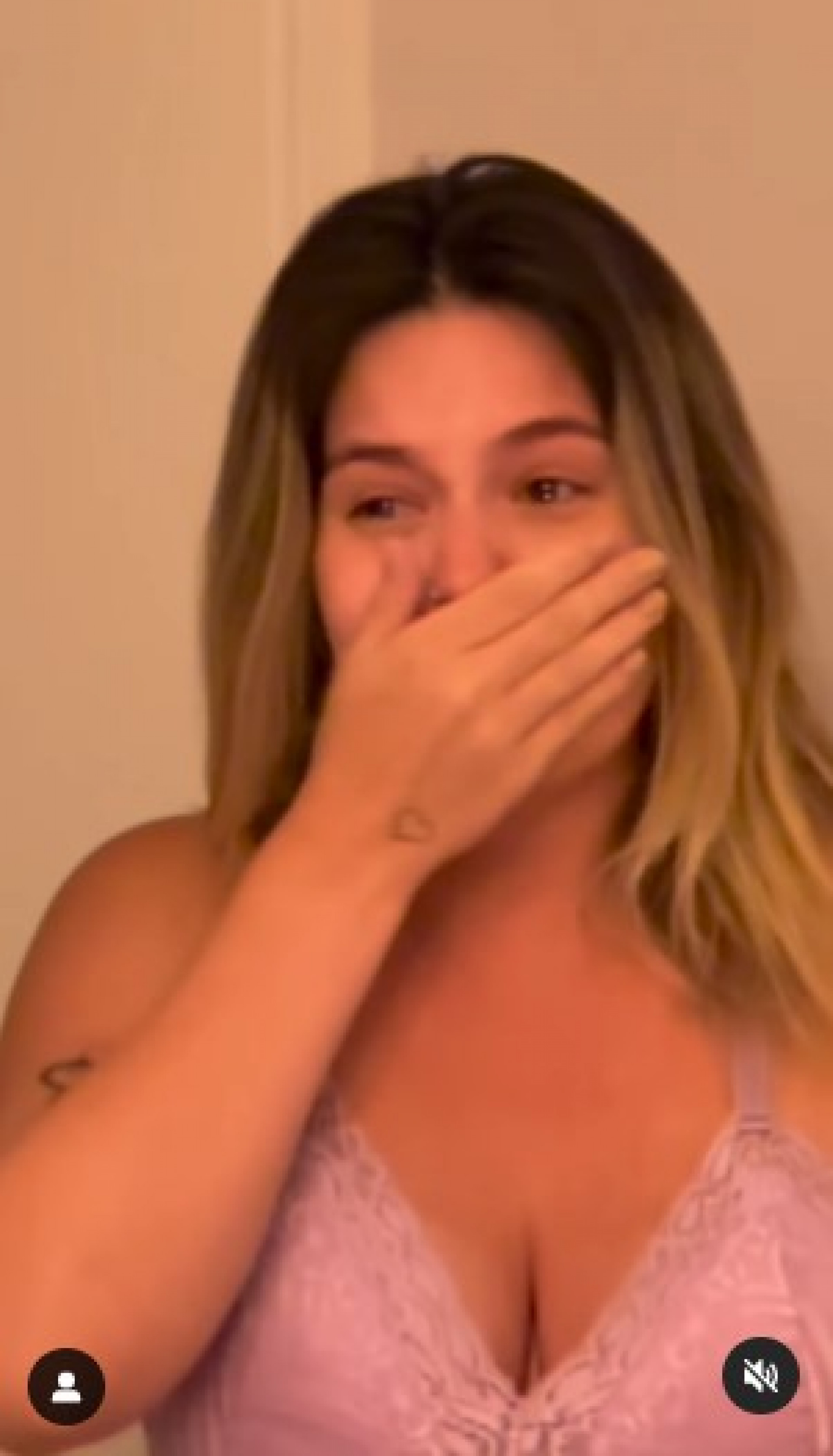 Viih Tube e Eliezer se emocionam ao ver quarto de Lua pronto pela primeira vez - Reprodução Internet