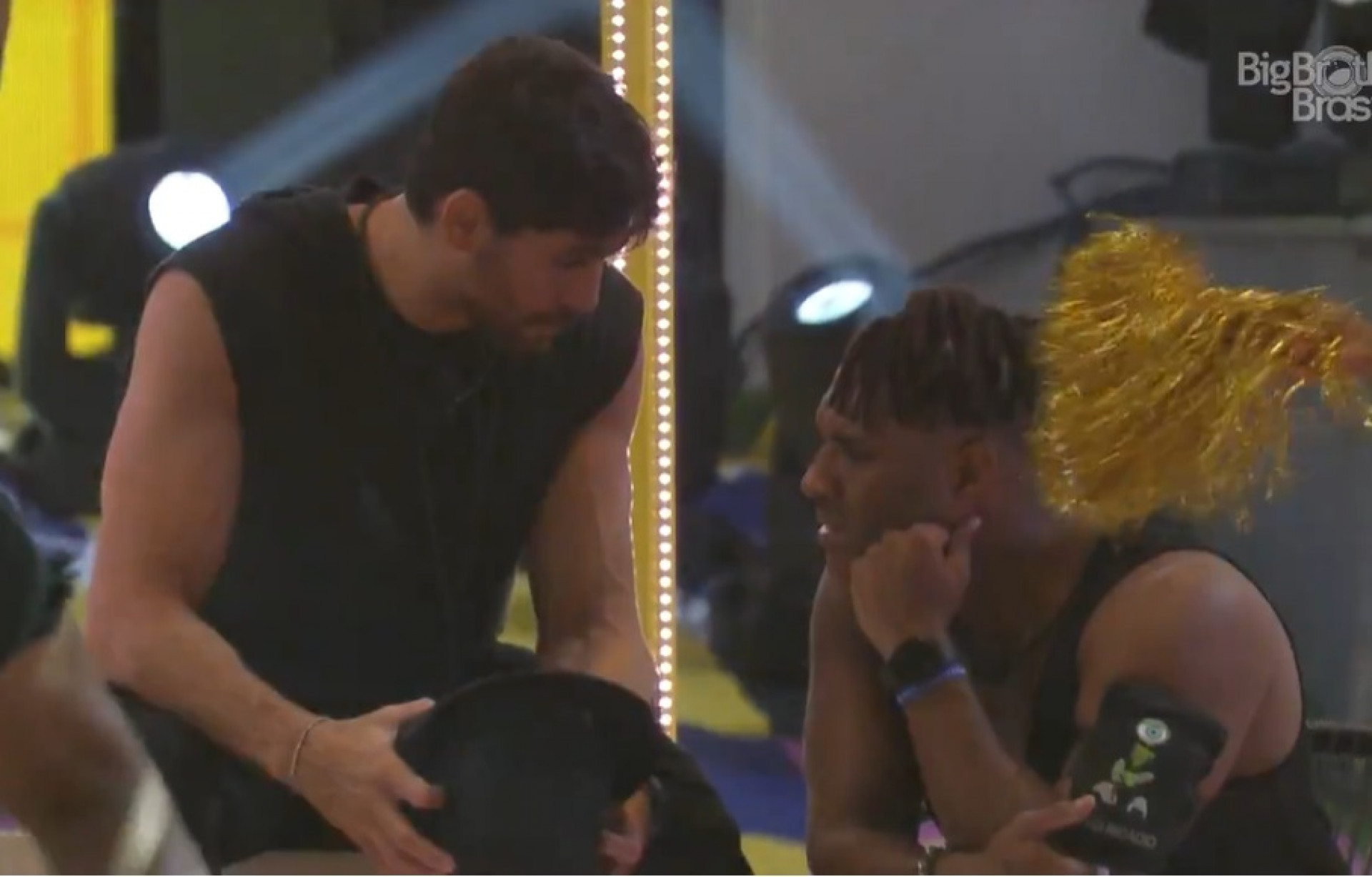 Fred Nicácio e Antonio Cara de Sapato discutem - Reprodução de vídeo / TV Globo