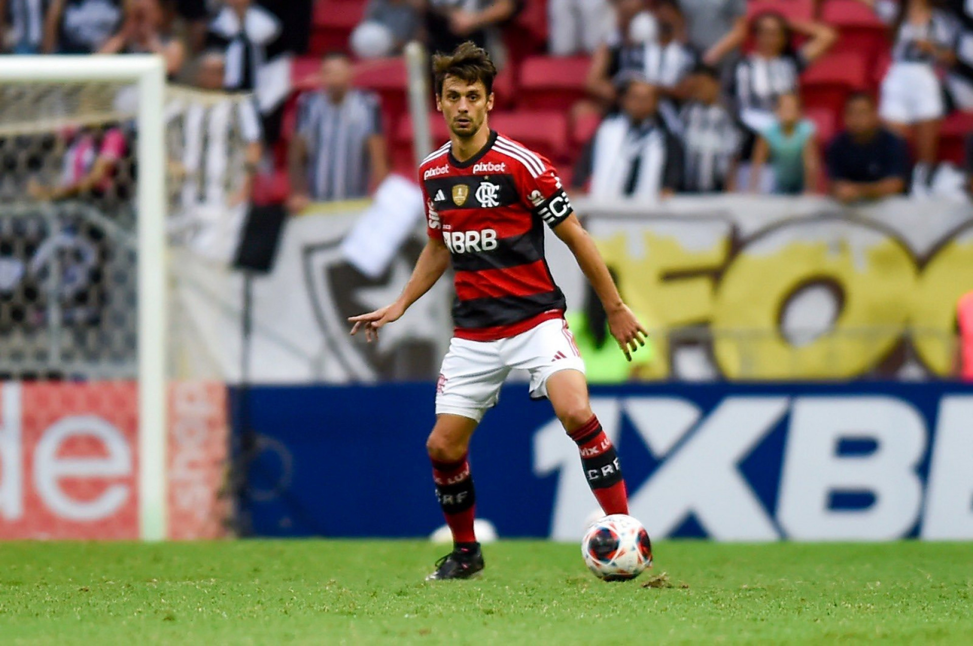 Rodrigo Caio  - Marcelo Cortes/Flamengo