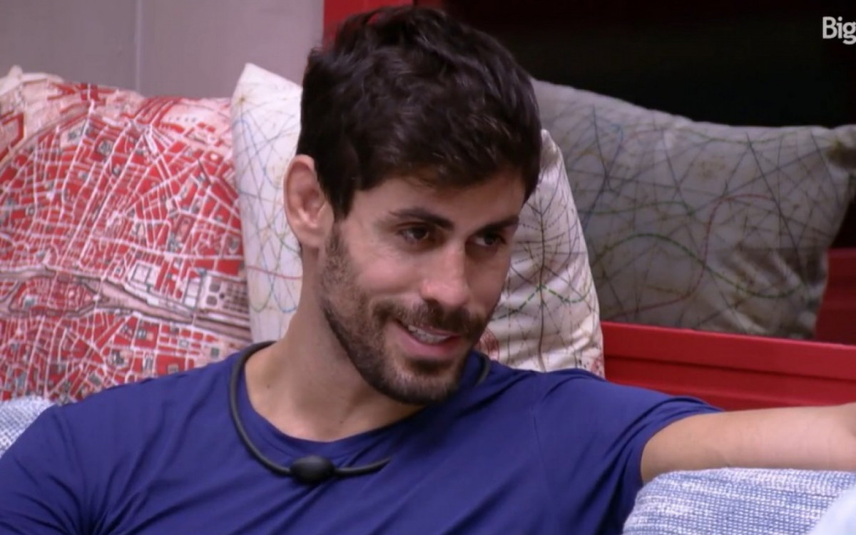 Antonio Cara de Sapato revela voto em Fred Nicácio durante conversa com MC Guimê - Reprodução de vídeo / TV Globo