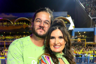 Veja os famosos que curtiram o desfile das campeãs no Rio