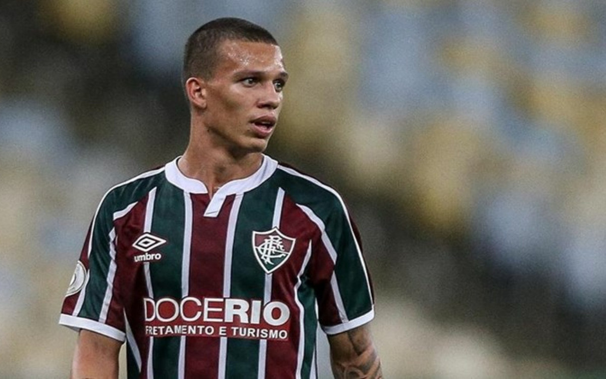 Calegari em a&ccedil;&atilde;o pelo Fluminense