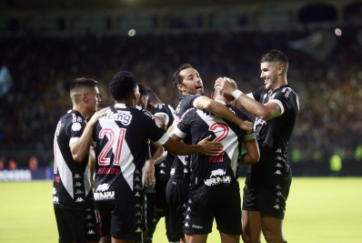 Vasco goleia o Boavista e entra no G4 do Campeonato Carioca