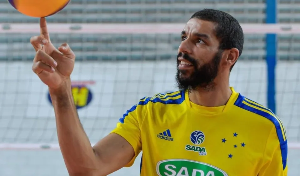 STJD do Vôlei arquiva processos contra Wallace por publicação sobre atirar em Lula