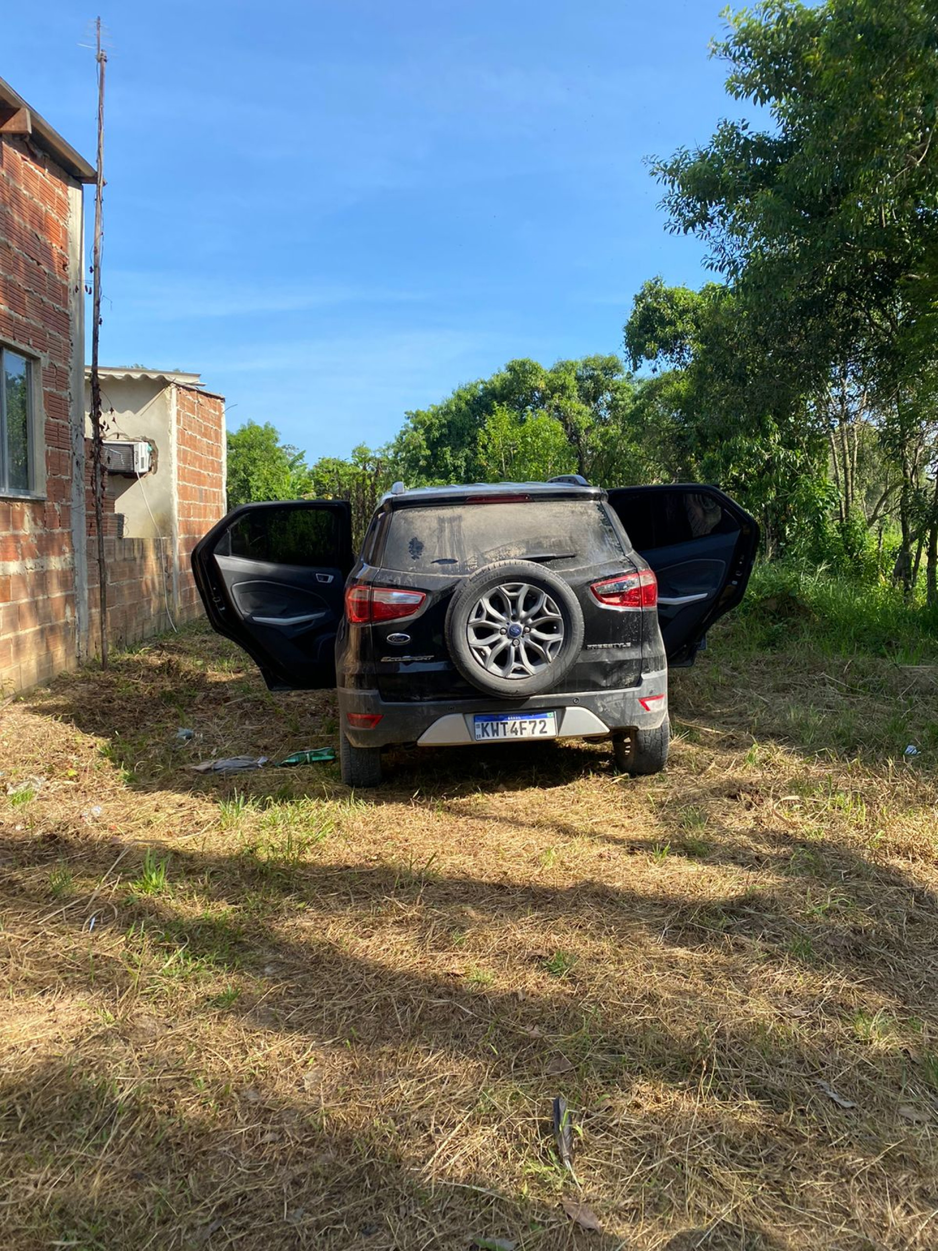 Ação da Polícia Militar em Seropédica, na Baixada - Reprodução