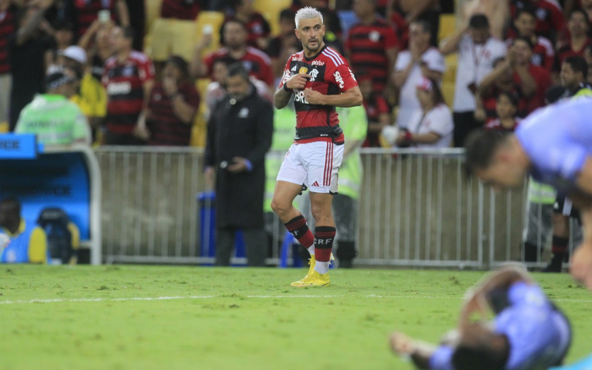 Arrascaeta celebra o gol marcado no &uacute;ltimo minuto do segundo tempo de Flamengo x Independiente del Valle