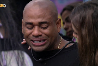 Cezar chora copiosamente após 'julgamento' no 'BBB 23': 'Acabaram comigo'