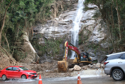 Chuva em SP: Rio-Santos volta a ser interditada na região de São Sebastião