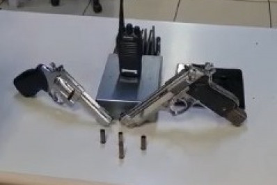 Três suspeitos são baleados após ataque a agentes da PRF durante perseguição em Duque de Caxias