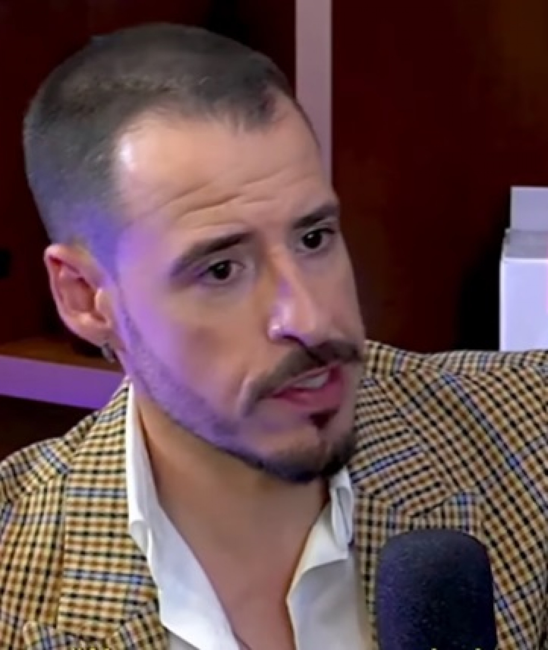 Lívia La Gatto registra boletim de ocorrência contra Thiago Schutz - Reprodução de vídeo / TV Globo