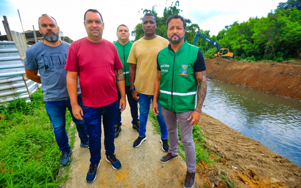 Secret&aacute;rios Alberto Vieira, Paulo S&eacute;rgio e Tuninho Medeiros percorreram as margens do Rio Botas
