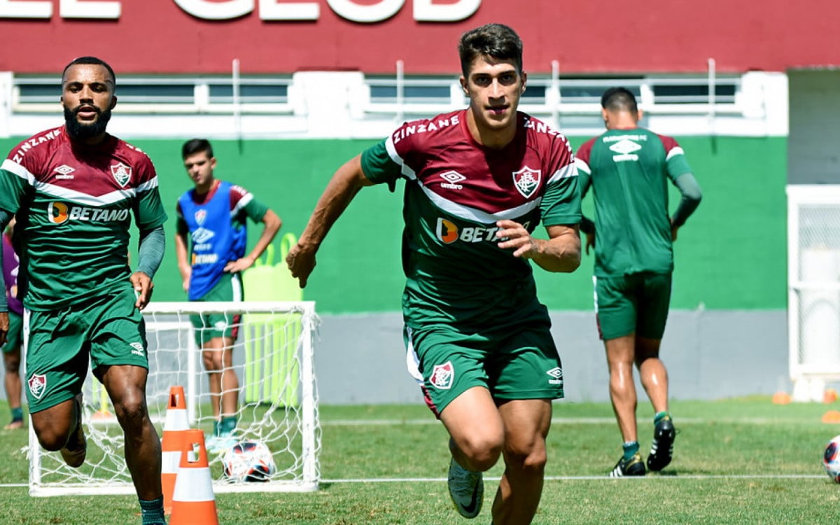 Gabriel Pirani em treino do Fluminense