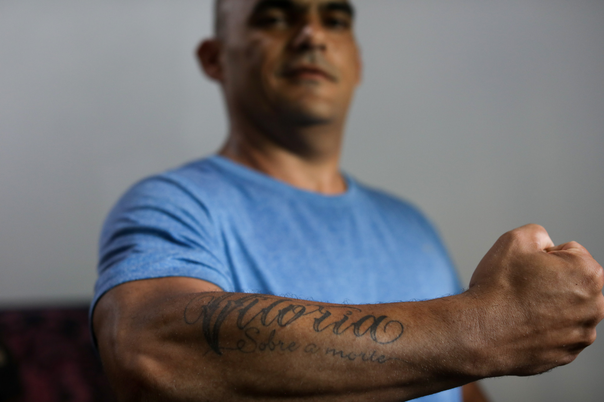 Jairo Say&atilde;o chegou a desenvolver depress&atilde;o ap&oacute;s retomar do coma e perceber que n&atilde;o poder&aacute; mais ter a vida que tinha antes. Ele foi reformado e hoje estuda f&iacute;sica na faculdade - Pedro Ivo/ Ag&ecirc;ncia O Dia