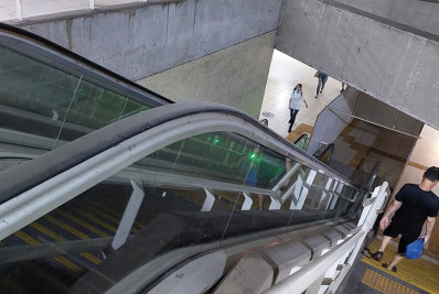 Passageiros denunciam falta de manutenção em escada rolante de estação do metrô