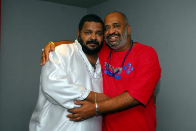 Família de Arlindo Cruz pede respeito após mulher do sambista assumir namoro