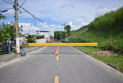 Empresa inicia obra em muro de contenção da linha férrea no bairro de Fátima
