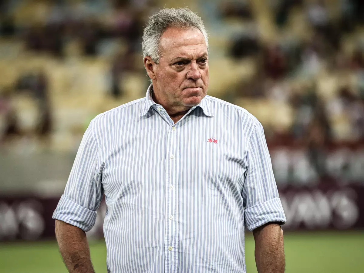 Dirigente de clube que negociou Lelê com o Fluminense dispara contra Abel Braga: 'Faltou coragem a ele'