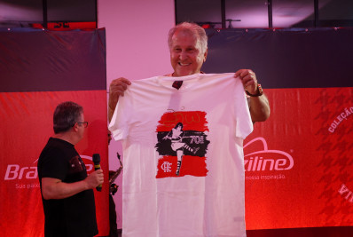 Flamengo lança nova linha em homenagem aos 70 anos de Zico