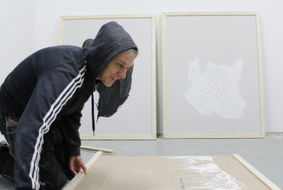 Artista sueco apresenta mostra de arte em Penedo