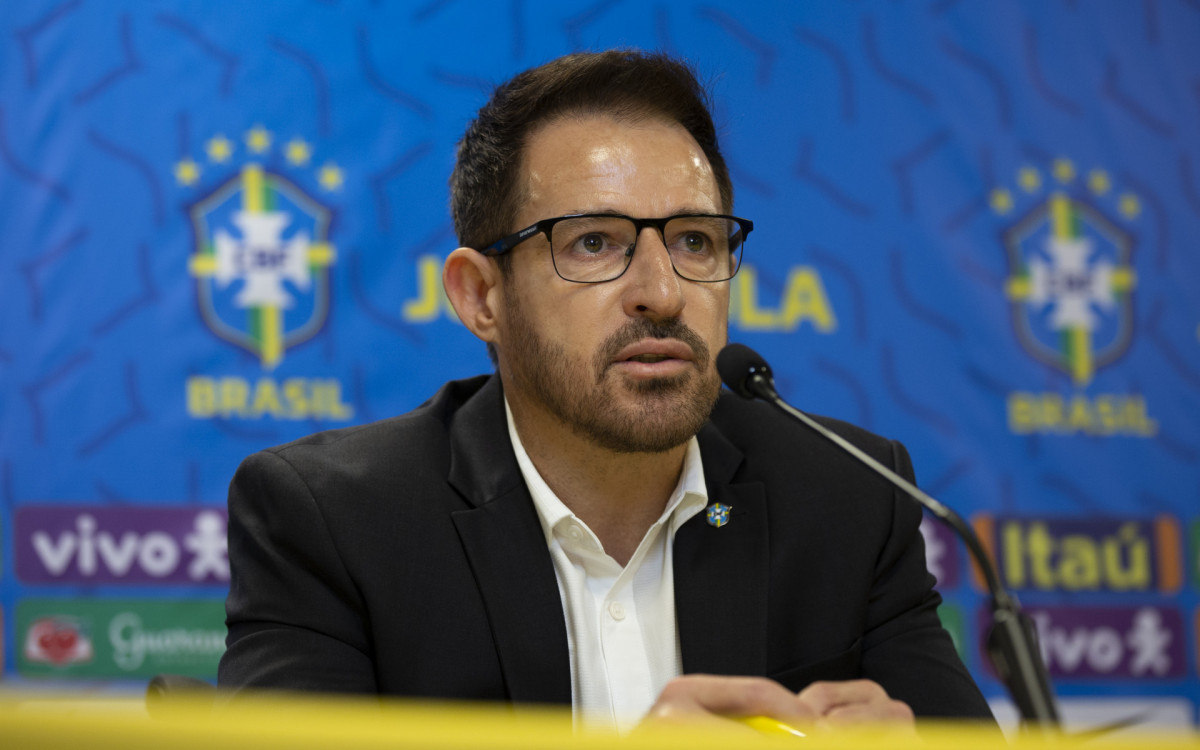 Ramon Menezes será o técnico interino da seleção brasileira