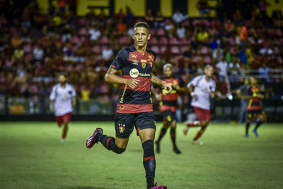 Sport recusa proposta do Botafogo por Luciano Juba