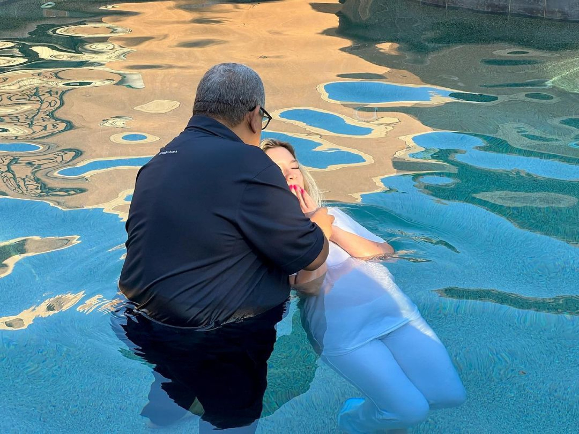 Marina Liberato, filha de Gugu Liberato, é batizada na igreja - Reprodução Internet