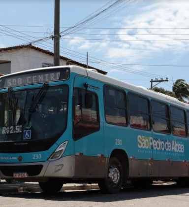 UYU - Estou entrando no ônibus para o outro mundo [Legendado PT BR