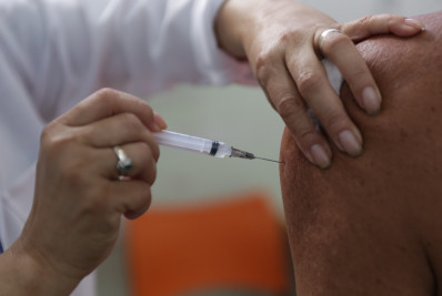 Niterói vacina maiores de 60 a partir desta segunda (6) com bivalente