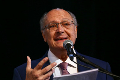 Alckmin afirma que reforma tributária tem que ser feita neste ano