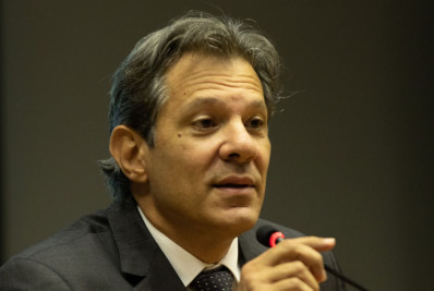 Haddad: 'Fogo amigo e inimigo diminuiu, e estou me sentindo menos na frigideira'