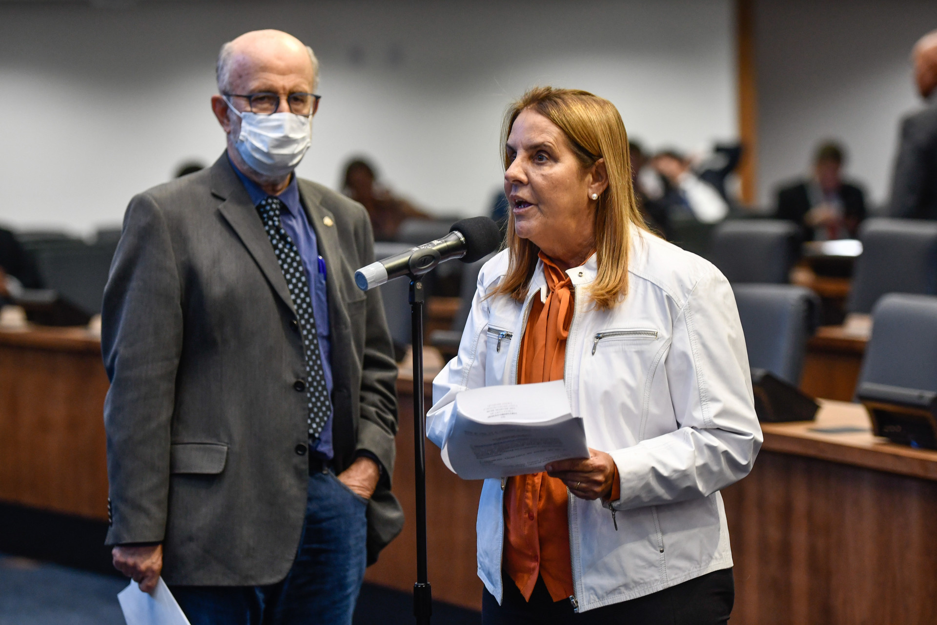 Deputada Lucinha (direita) foi rendida por homens armados neste domingo (1º) - Divulgação / Octacílio Barbosa / Alerj