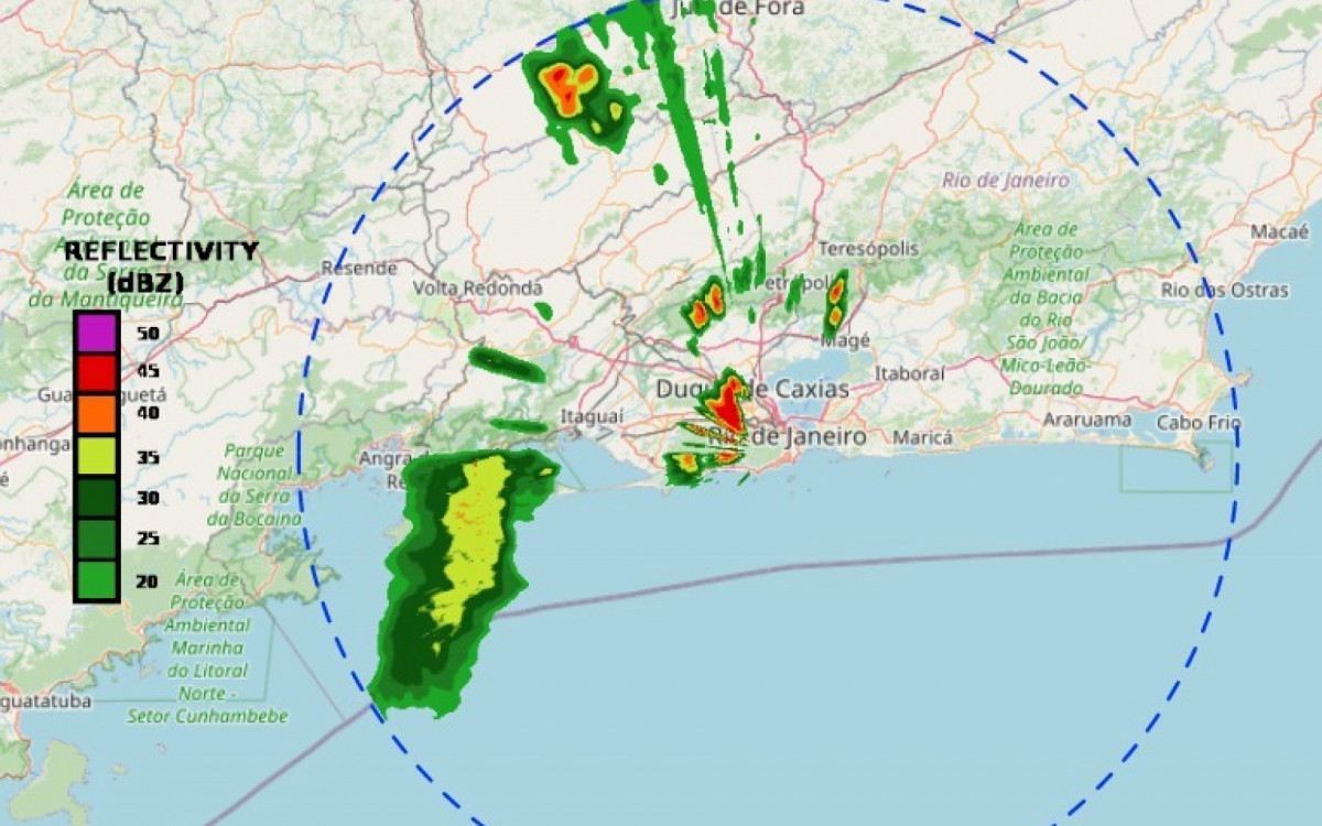 Núcleos de chuva permanecem atuando de forma estacionária sobre as zonas Oeste e Norte da cidade