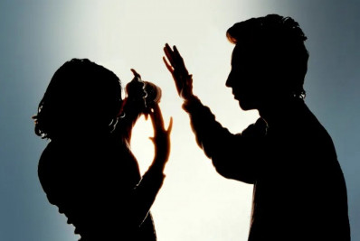 Uma mulher é vítima de violência no Brasil a cada quatro horas, diz pesquisa