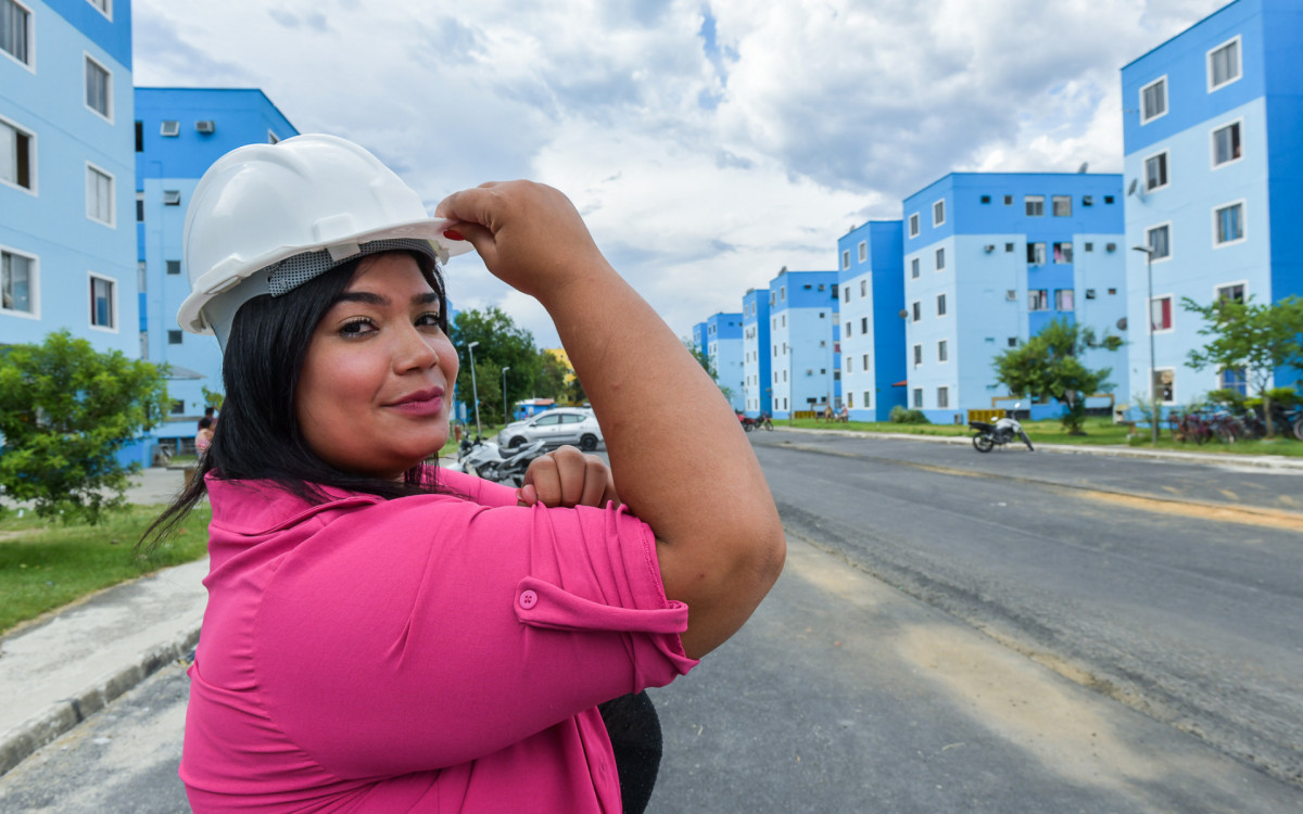 A t&eacute;cnica em Seguran&ccedil;a do Trabalho Dyane Nascimento, de 22 anos, comemora a resolu&ccedil;&atilde;o, e torce para que mais espa&ccedil;os sejam ocupados por mulheres de forma espont&acirc;nea
