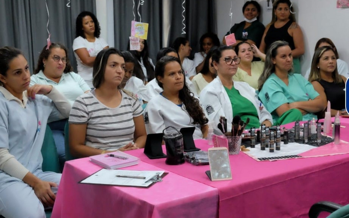 Palestras e momentos de beleza com foco na mulher foram realizados hoje pelo munic&iacute;pio.