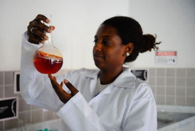 Cientistas brasileiras têm maratona de edição de verbetes na Wikipédia