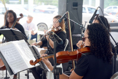Dia Internacional da Mulher é celebrado com festival em Barra Mansa