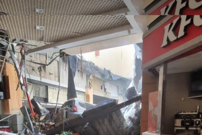 Prefeitura de Osasco cassa alvará de shopping após desabamento