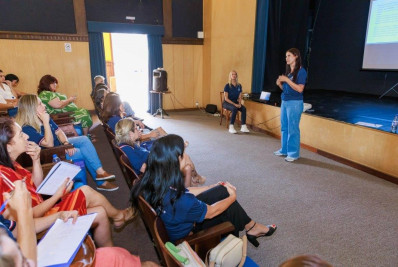 Educação reúne orientadores pedagógicos da Rede Municipal para alinhamento das diretrizes para o Ano Letivo