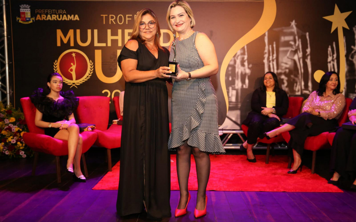 Trof&eacute;u Mulher de Ouro 2023