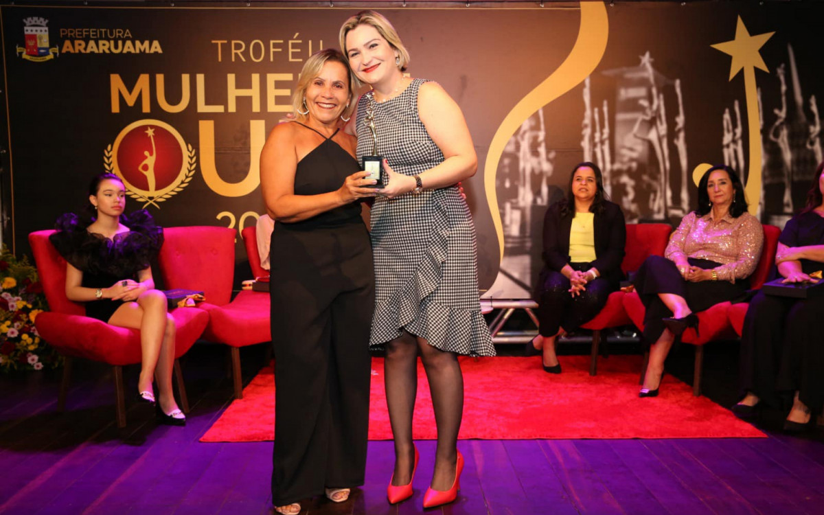 Trof&eacute;u Mulher de Ouro 2023