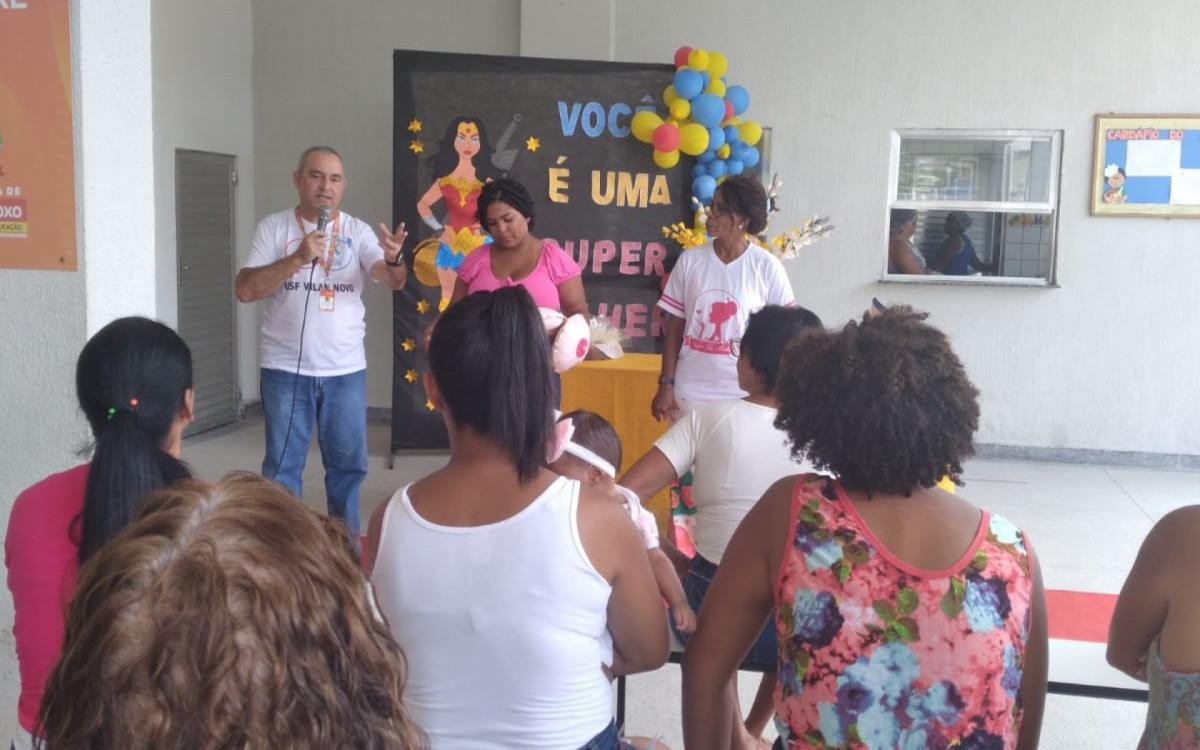 A palestra falou ainda import&acirc;ncia da preven&ccedil;&atilde;o do C&acirc;ncer de Mama, auto exame, sinais, diagn&oacute;stico e tratamento