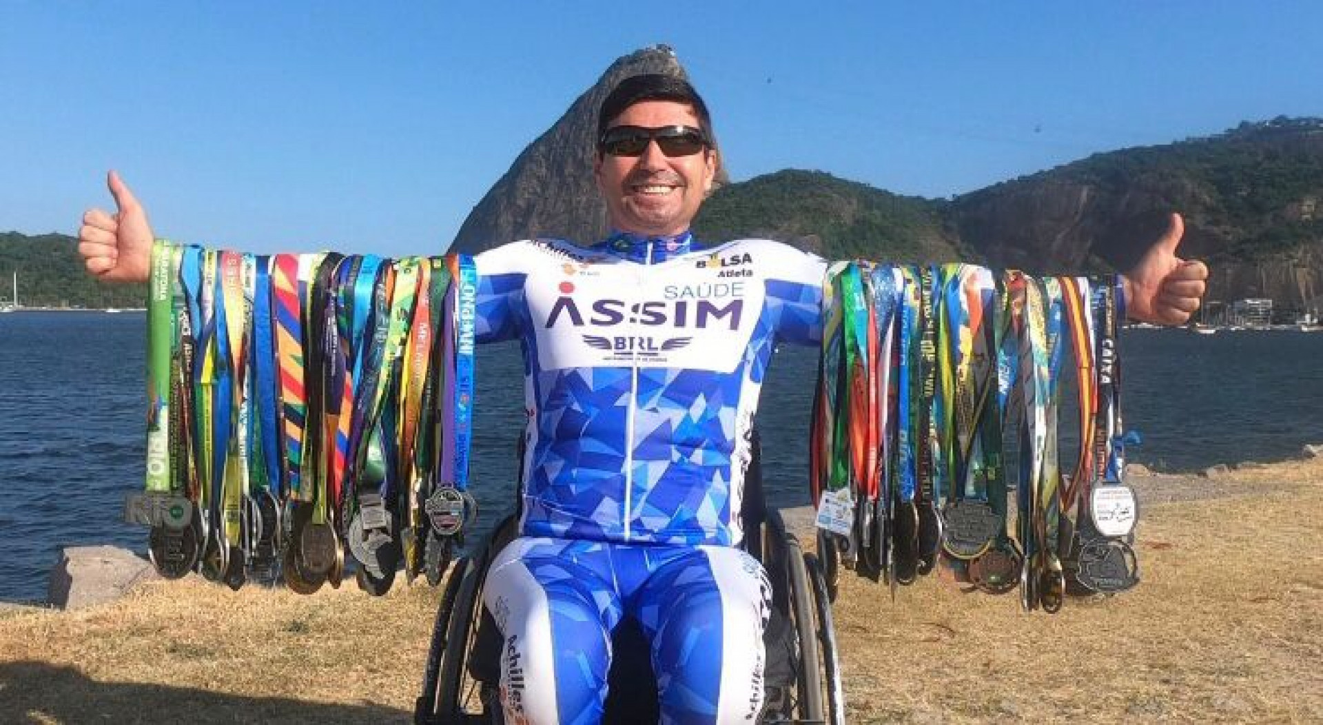 Edson Rocha conheceu a handbike no projeto e descobriu uma paixão. Hoje ele é paraciclista e compete no mundo todo - Divulgação