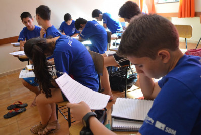 Governo consulta população sobre novo ensino médio